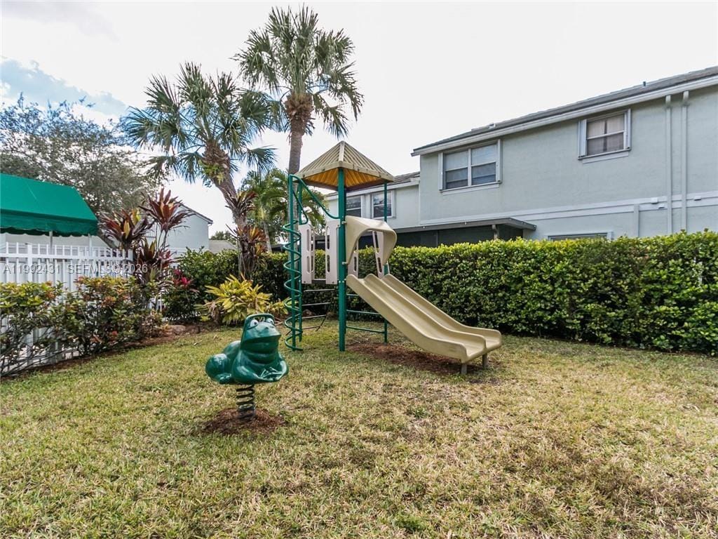4731 Grapevine Way, Davie, FL 33331 photo 28