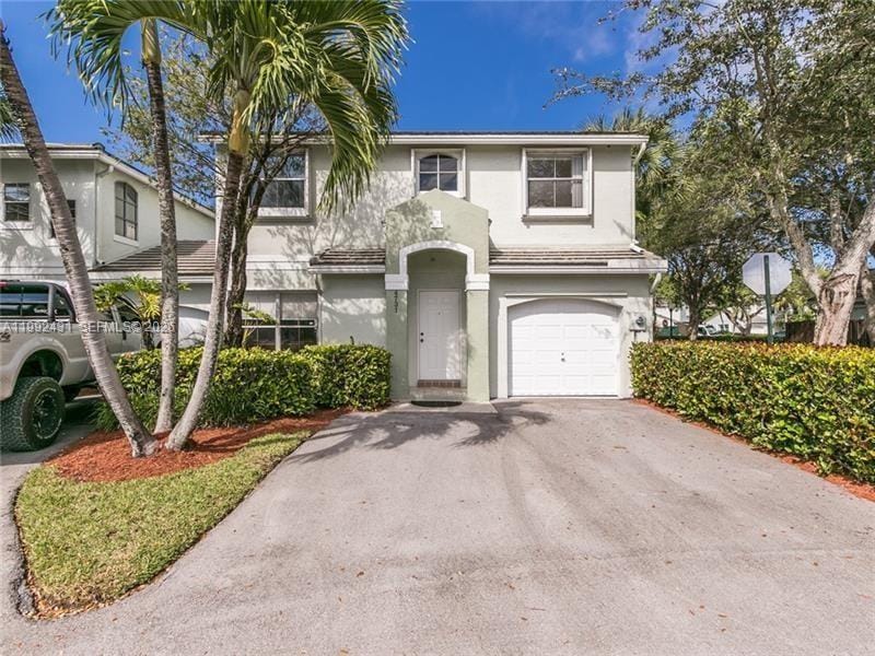 4731 Grapevine Way, Davie, FL 33331 photo 4