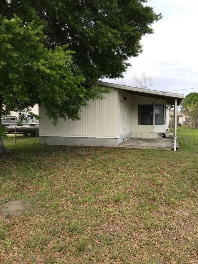 1095 Casey Lane, Okeechobee, FL 34974