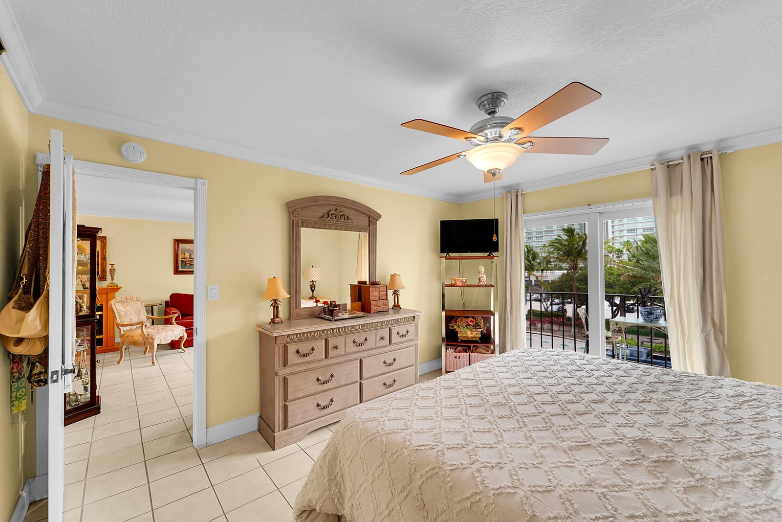 3909 N Ocean Boulevard 301, Fort Lauderdale, FL 33308 photo 10