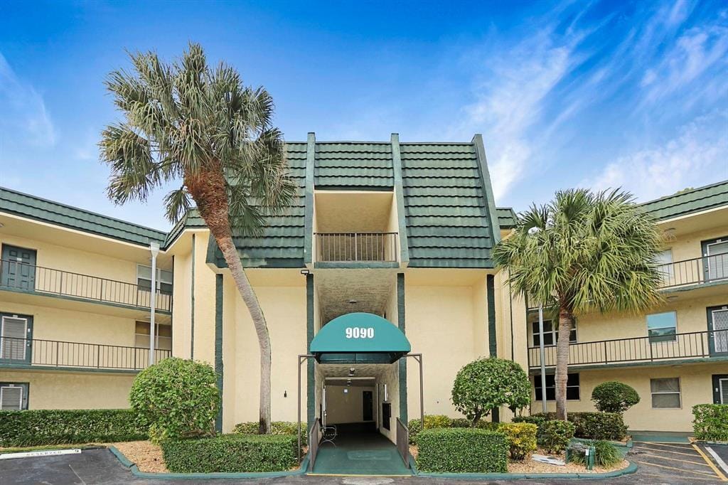 9090 Lime Bay Boulevard 106, Tamarac, FL 33321