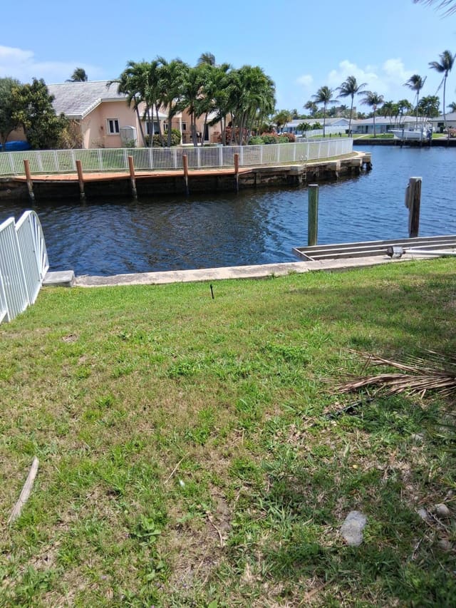 660 SE 7th Avenue, sold in Cypress Isles Estates, Pompano Beach, FL