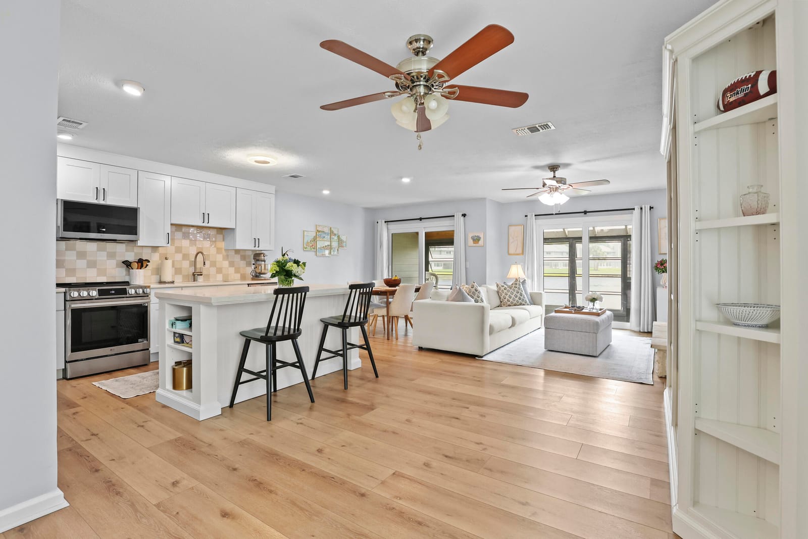 3266 NE Holly Creek Drive, Jensen Beach, FL 34957 photo 10