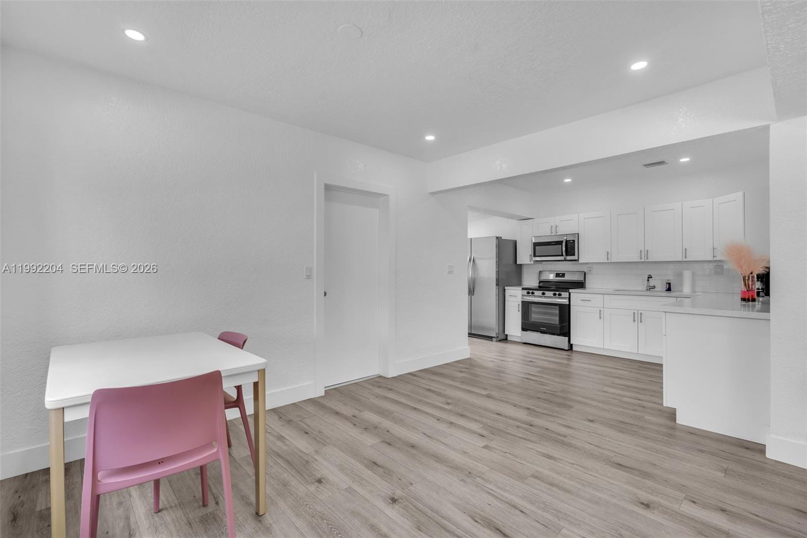 181 NE 121st Street — photo 9