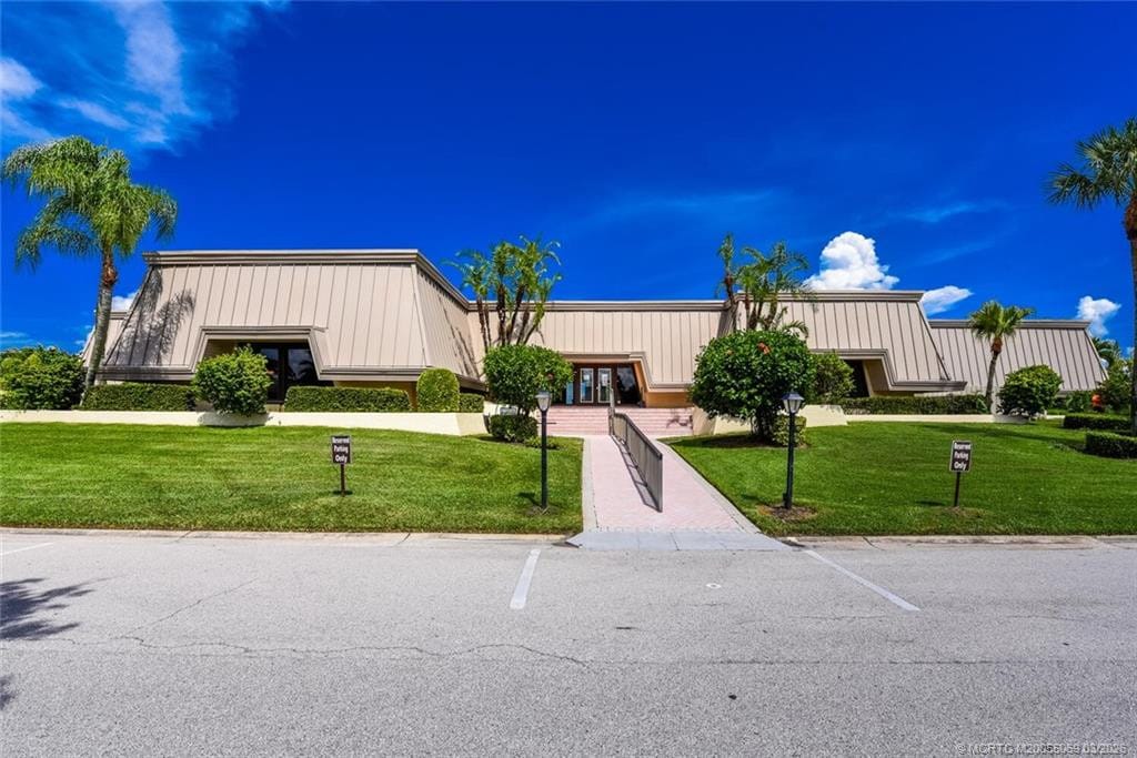 1800 SE Saint Lucie Boulevard 10-201, Stuart, FL 34996 photo 23