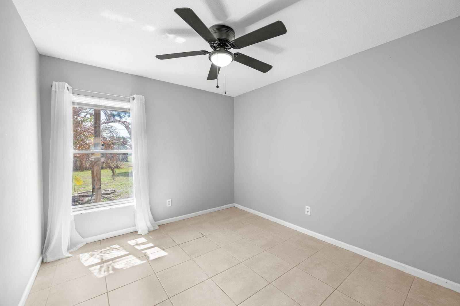 444 SW Exmore Avenue — photo 10