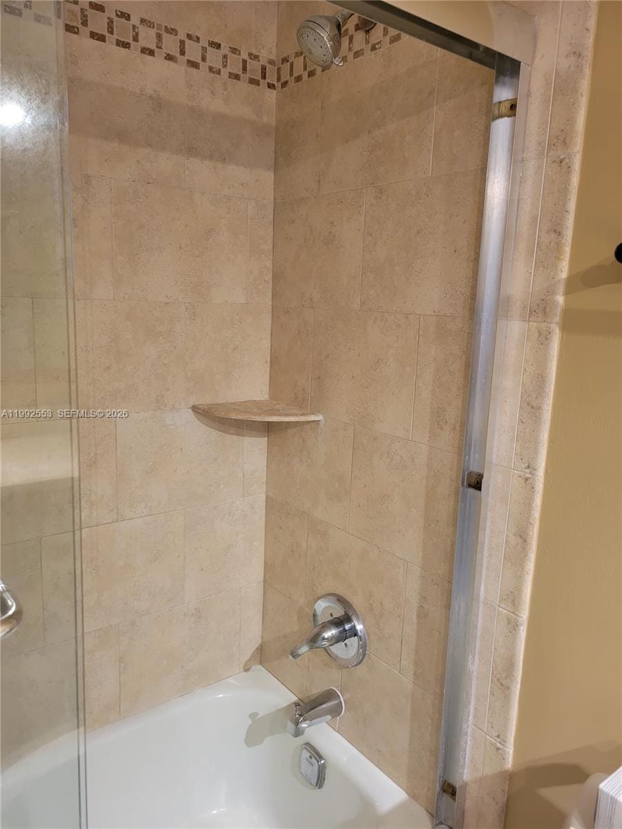 2020 NE 135th Street 904, North Miami, FL 33181 photo 8
