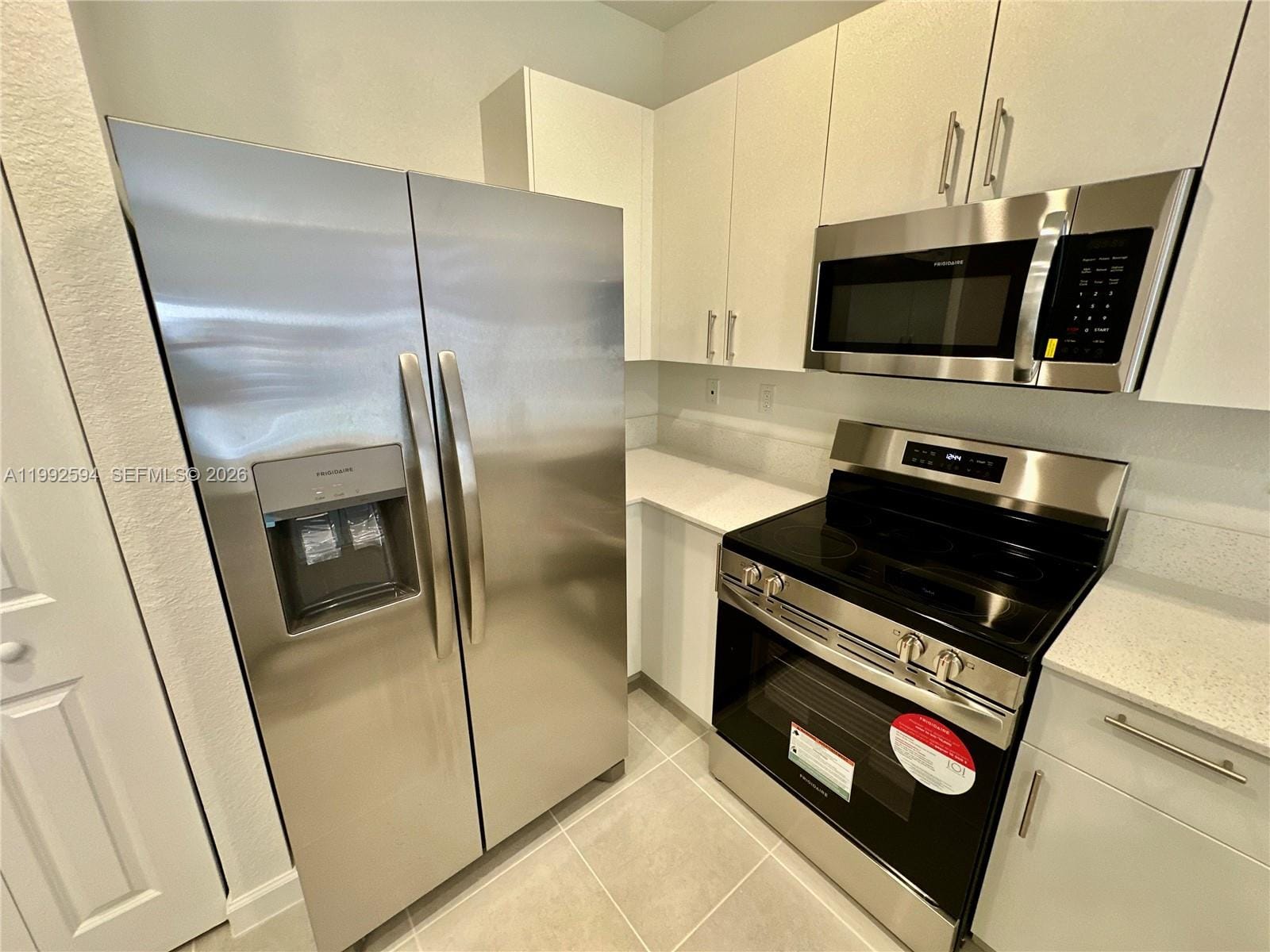 2867 SE 25th Terrace . — photo 11