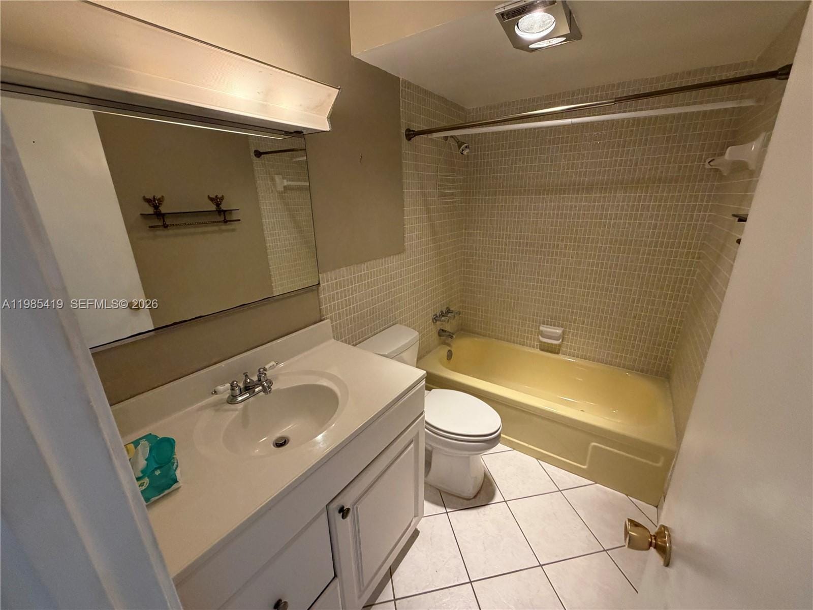 1000 NE 14th Avenue 201, Hallandale Beach, FL 33009 photo 8