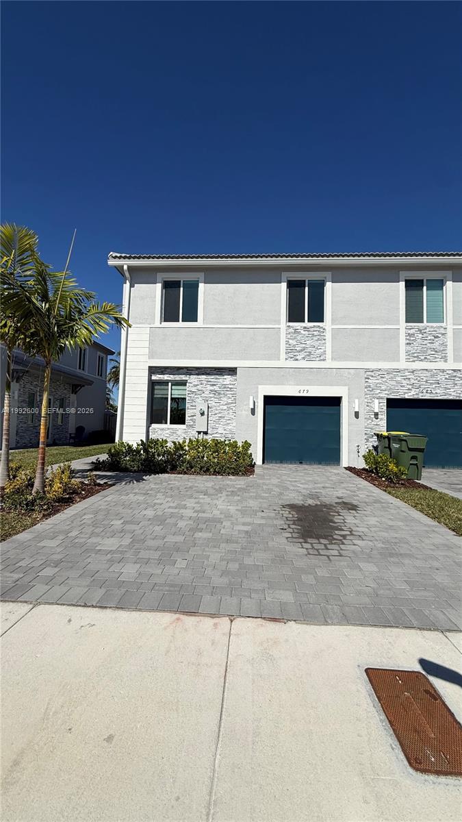 679 SE 13th St Circle, Homestead, FL 33034, Homestead