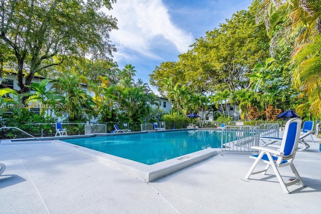 5565 SW 80th Street D, Miami, FL 33143 photo 6