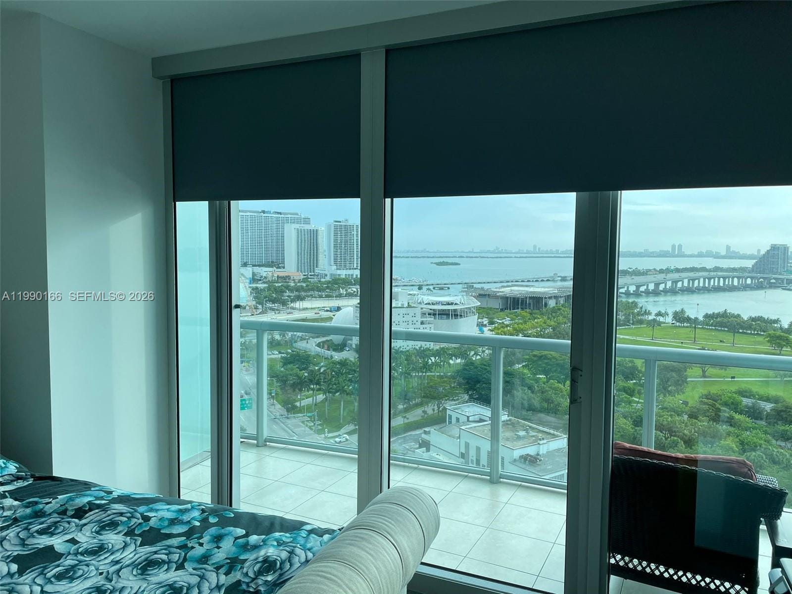 888 Biscayne Boulevard 1810, Miami, FL 33132 photo 11