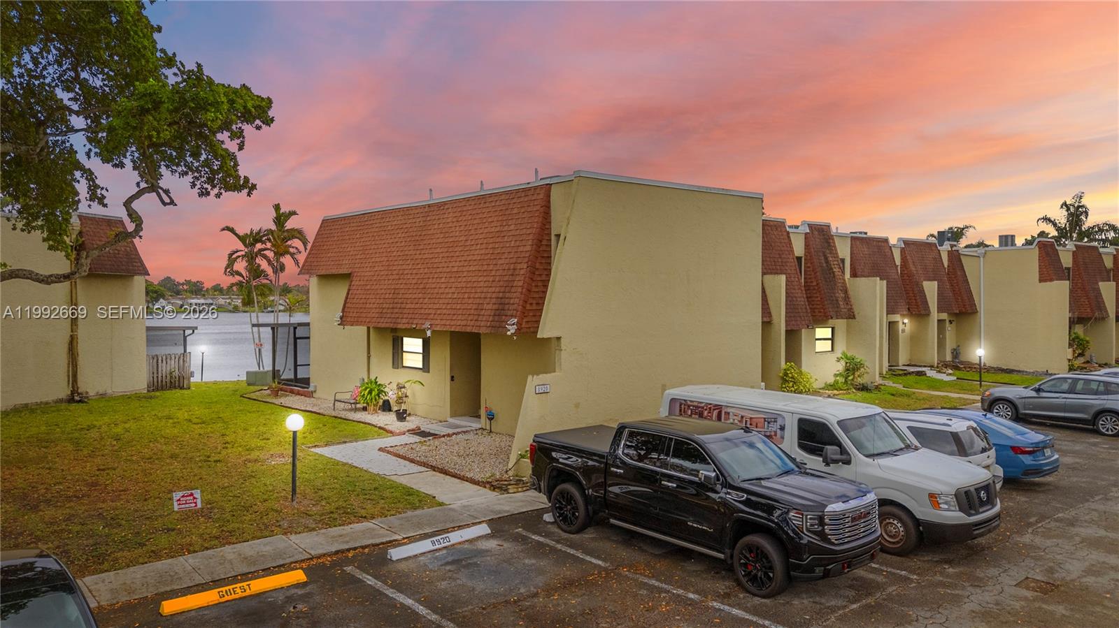8920 Palm Tree Lane 8920, Pembroke Pines, FL 33024, Pembroke Pines