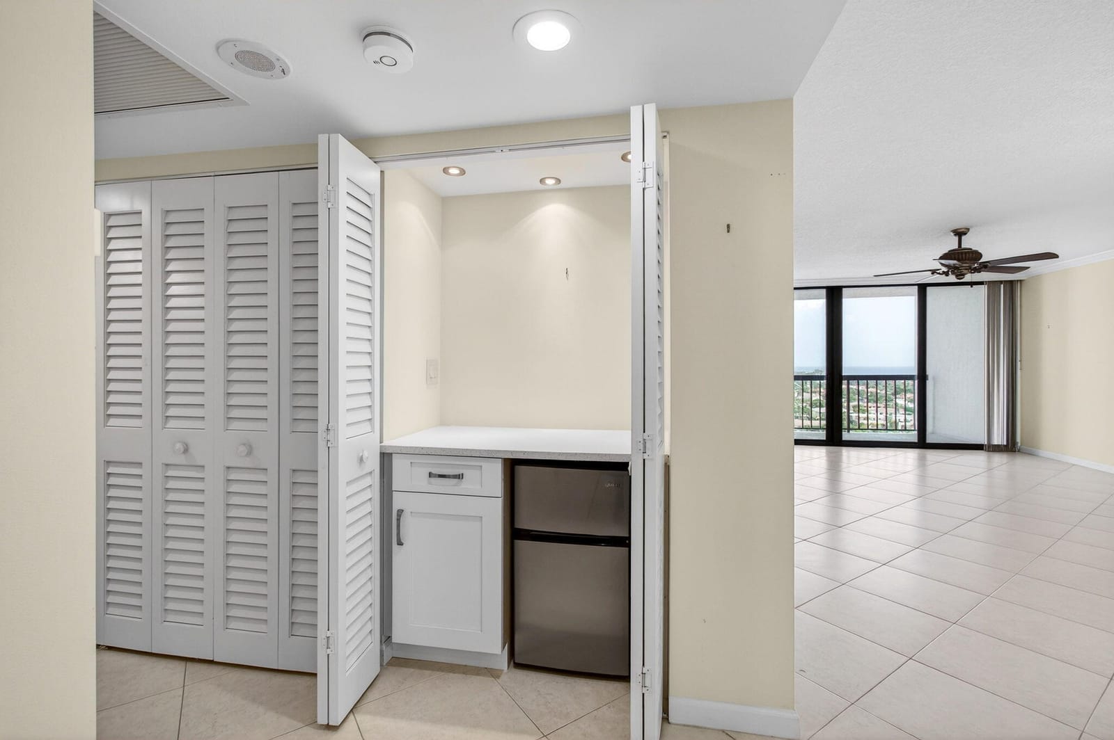4740 S Ocean Boulevard S 1502, Highland Beach, FL 33487 photo 19