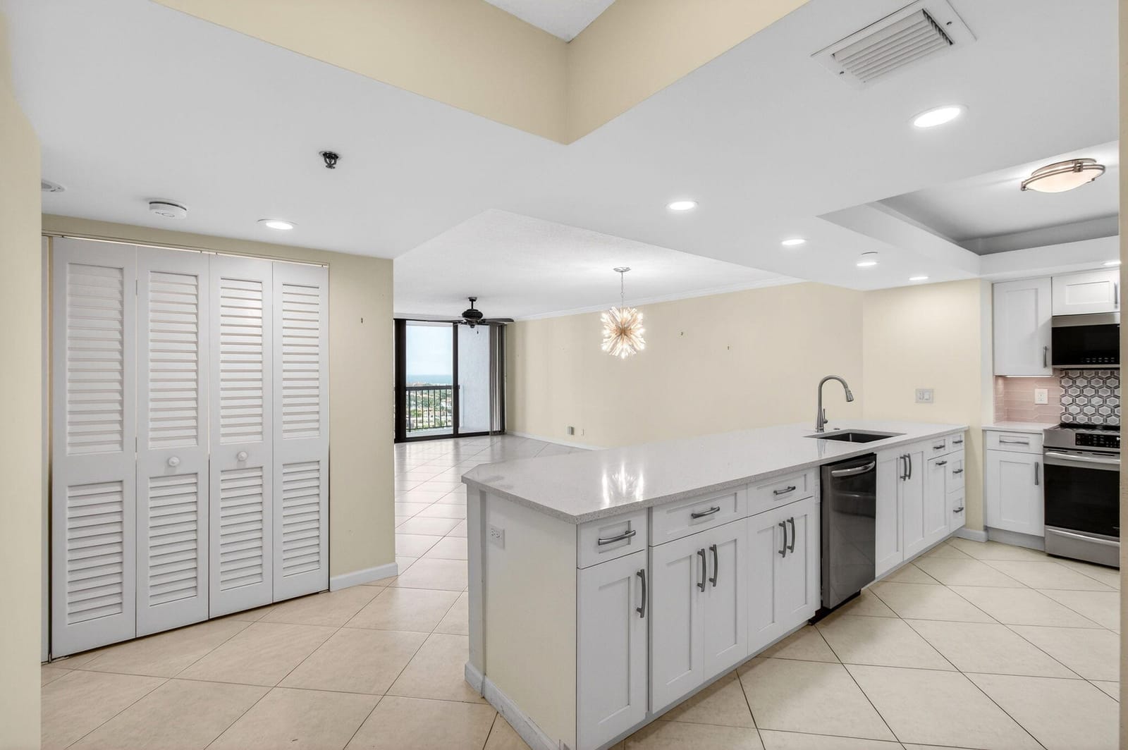 4740 S Ocean Boulevard S 1502, Highland Beach, FL 33487 photo 6