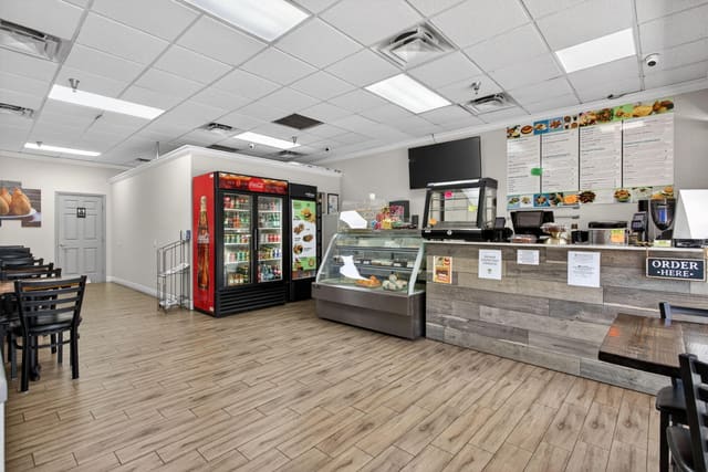 Null W Null, Coconut Creek, FL 33073