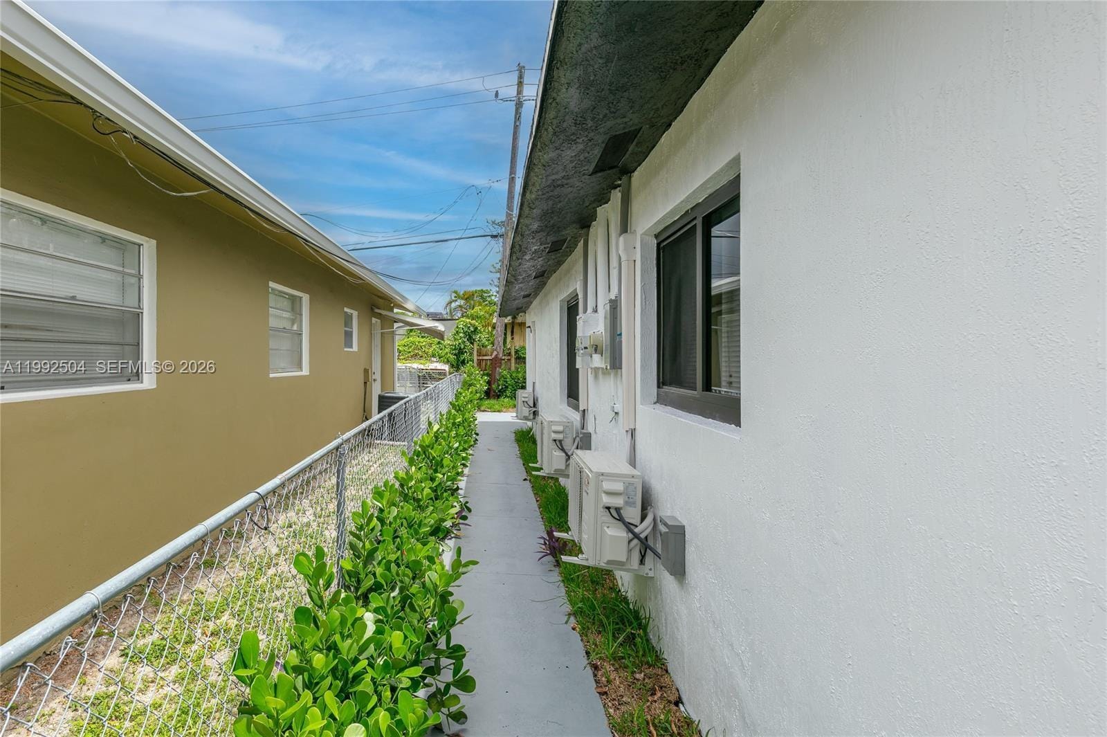 6125 SW 40th Court — photo 5