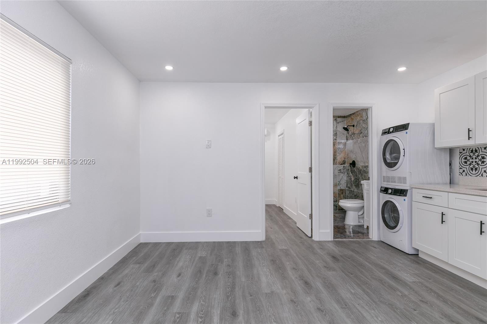 6125 SW 40th Court — photo 8