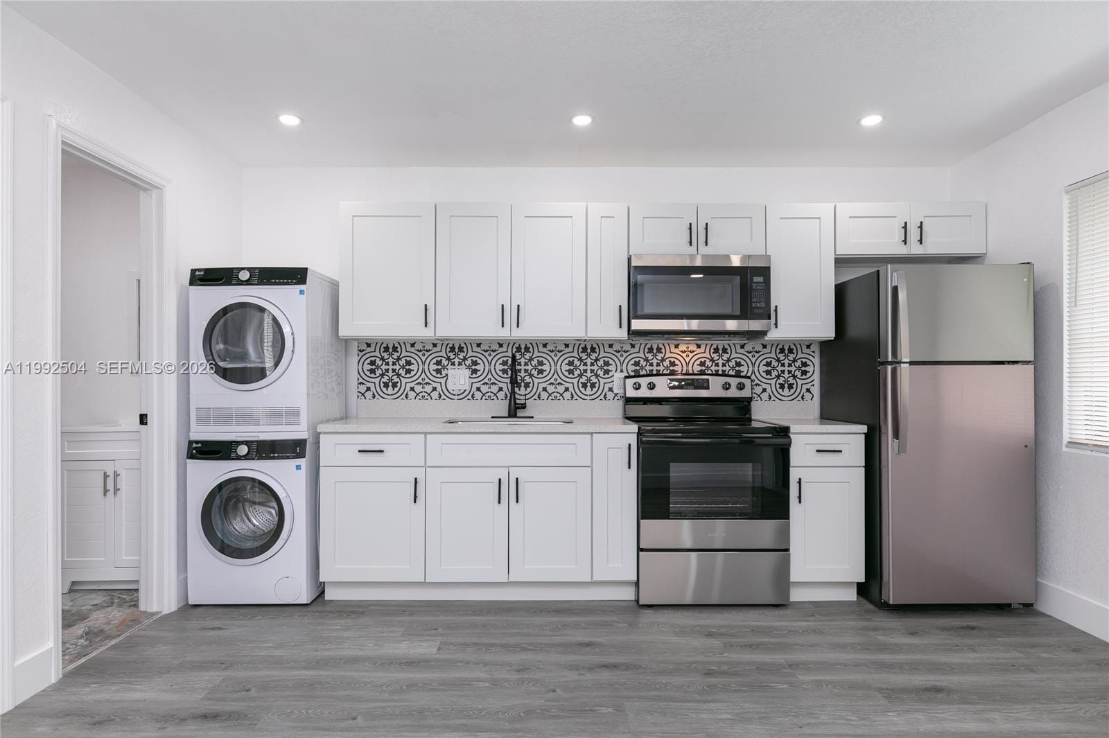 6125 SW 40th Court — photo 9