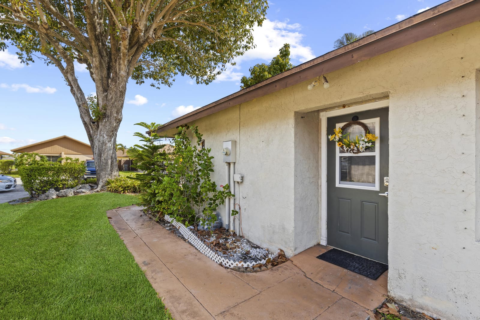 5388 Mendoza Street 88-b, West Palm Beach, FL 33415 photo 2