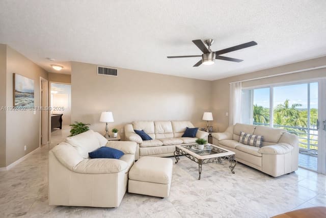 1425 Atlantic Shores Boulevard 501, Fairways Royale, Hallandale Beach, FL
