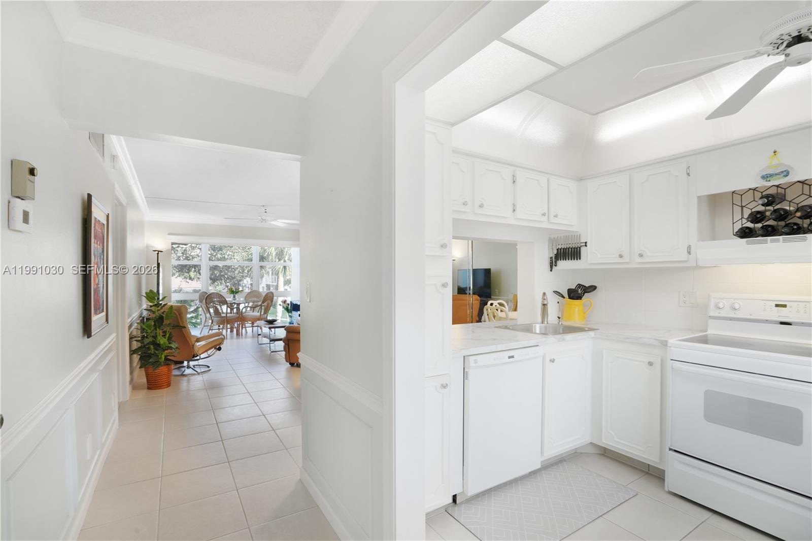 1501 S Ocean Boulevard 214, Lauderdale-By-The-Sea, FL 33062 photo 2