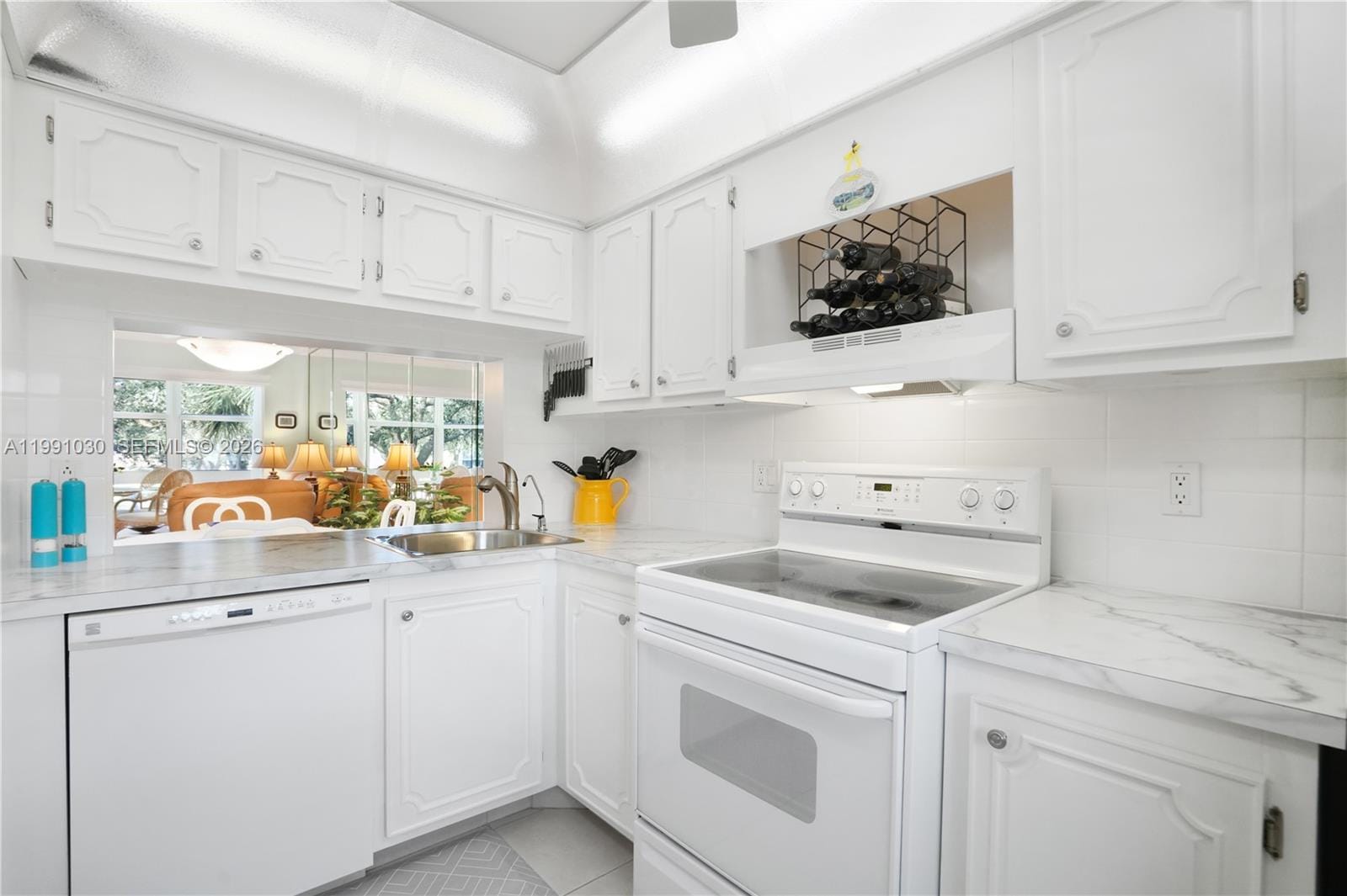 1501 S Ocean Boulevard 214, Lauderdale-By-The-Sea, FL 33062 photo 15