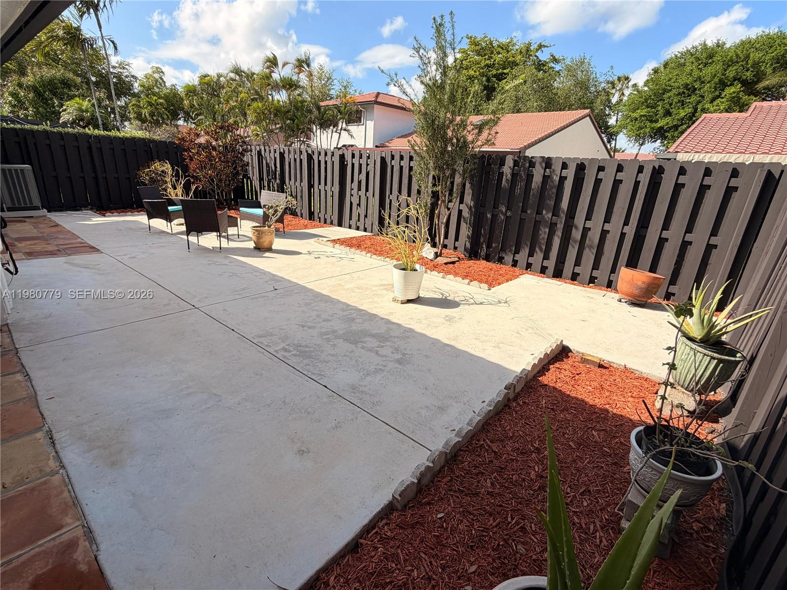 6641 NW 174th Terrace — photo 11