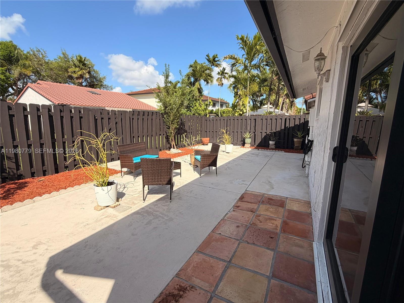 6641 NW 174th Terrace — photo 9