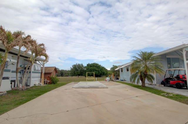 6681 SE 51st Street, sold in Ancient Oaks Rv Resort No. Iv, Okeechobee, FL