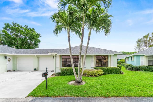 9865 Pecan Tree Drive B, Boynton Beach, FL 33436
