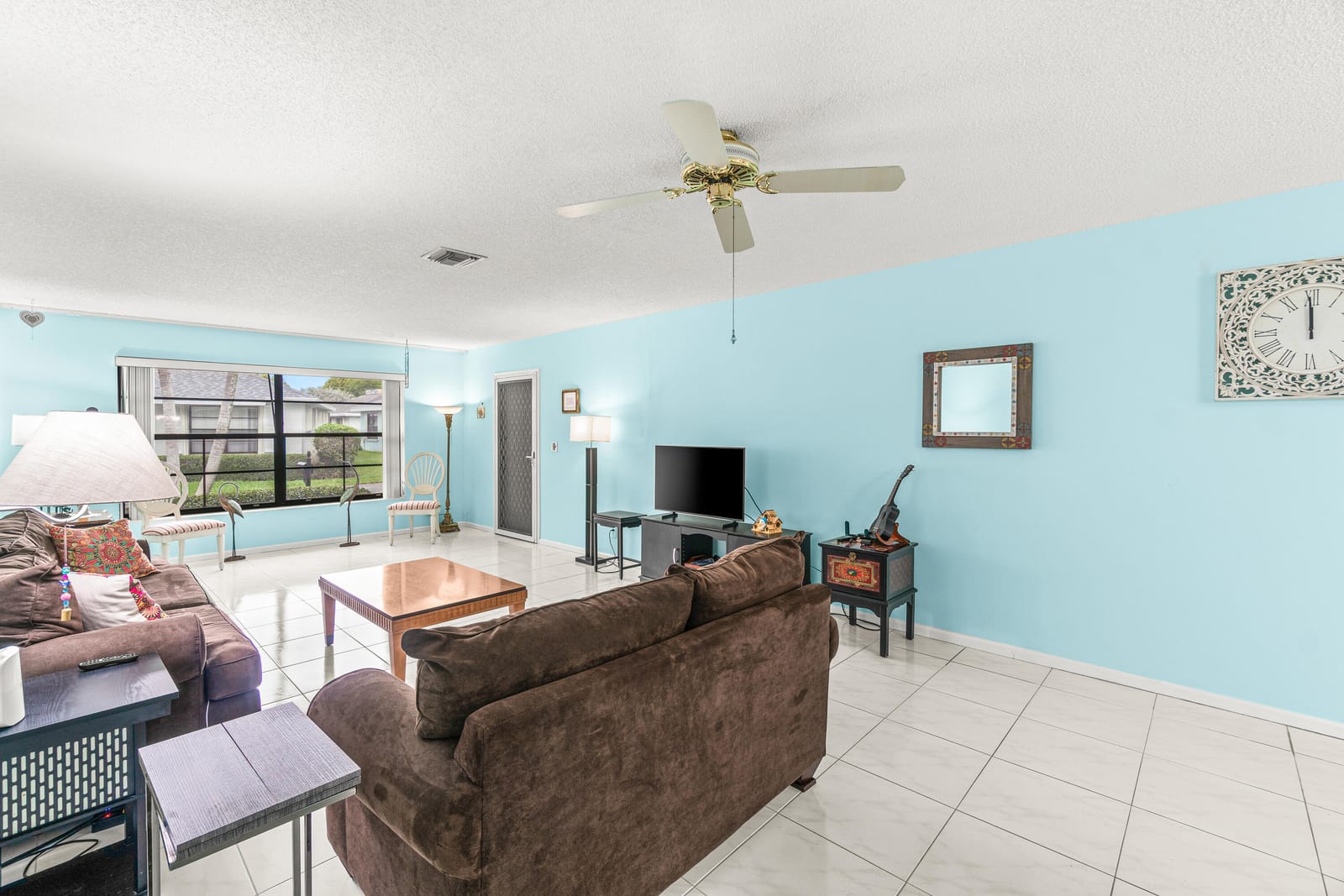 9865 Pecan Tree Drive B — photo 11