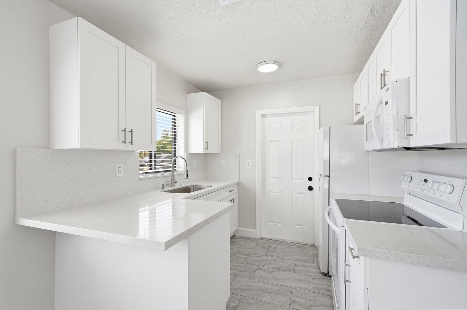 1320 SW 34th Avenue 1 — photo 7