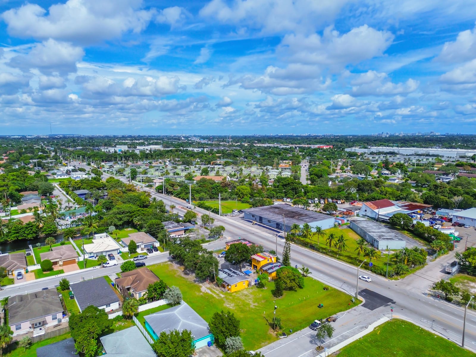 2725 NW 7th Street, Fort Lauderdale, FL 33311 photo 15