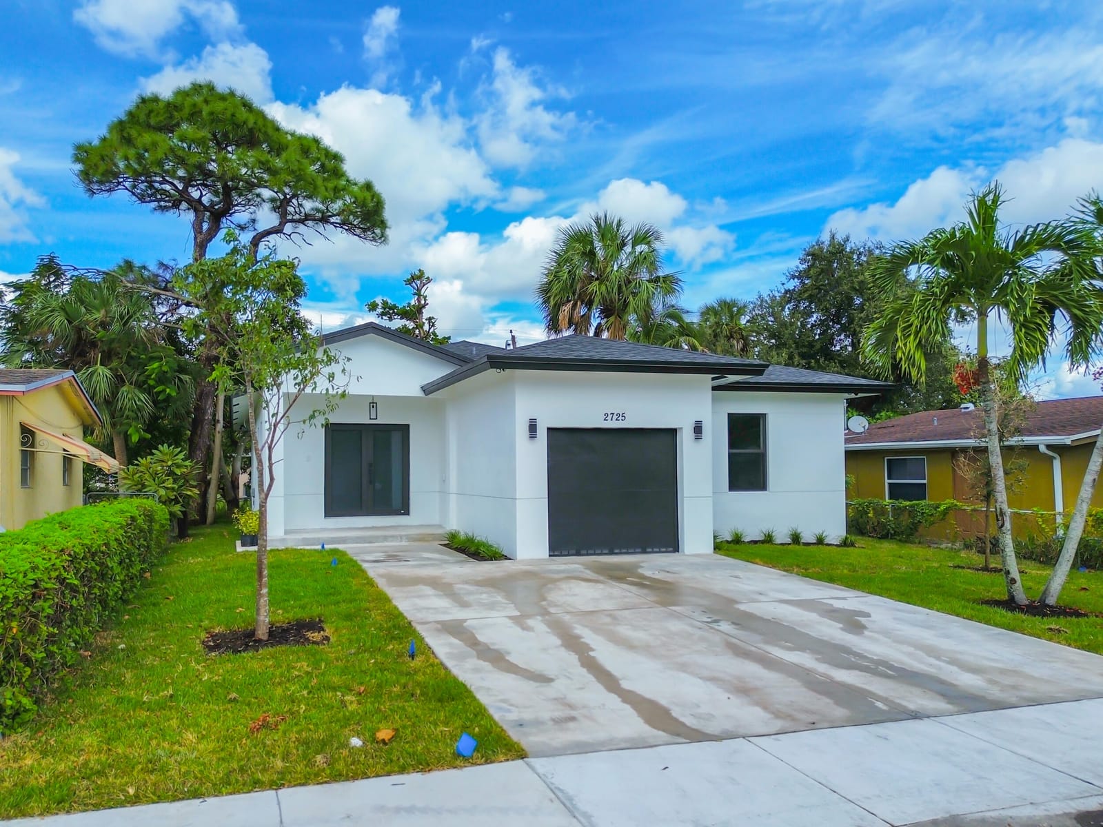 2725 NW 7th Street, Fort Lauderdale, FL 33311 photo 3