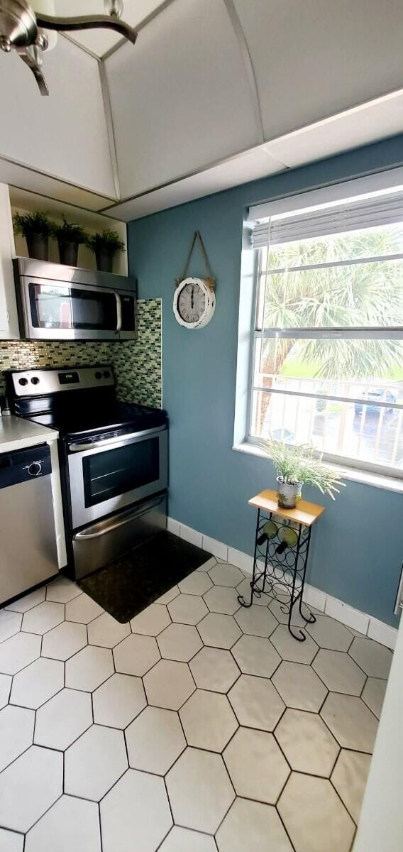 1010 Country Club Drive 206 — photo 4