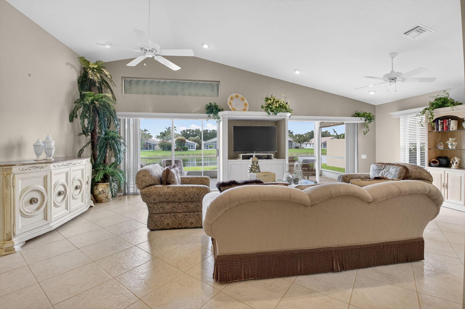 6838 Castlemaine Avenue, Boynton Beach, FL 33437 photo 5