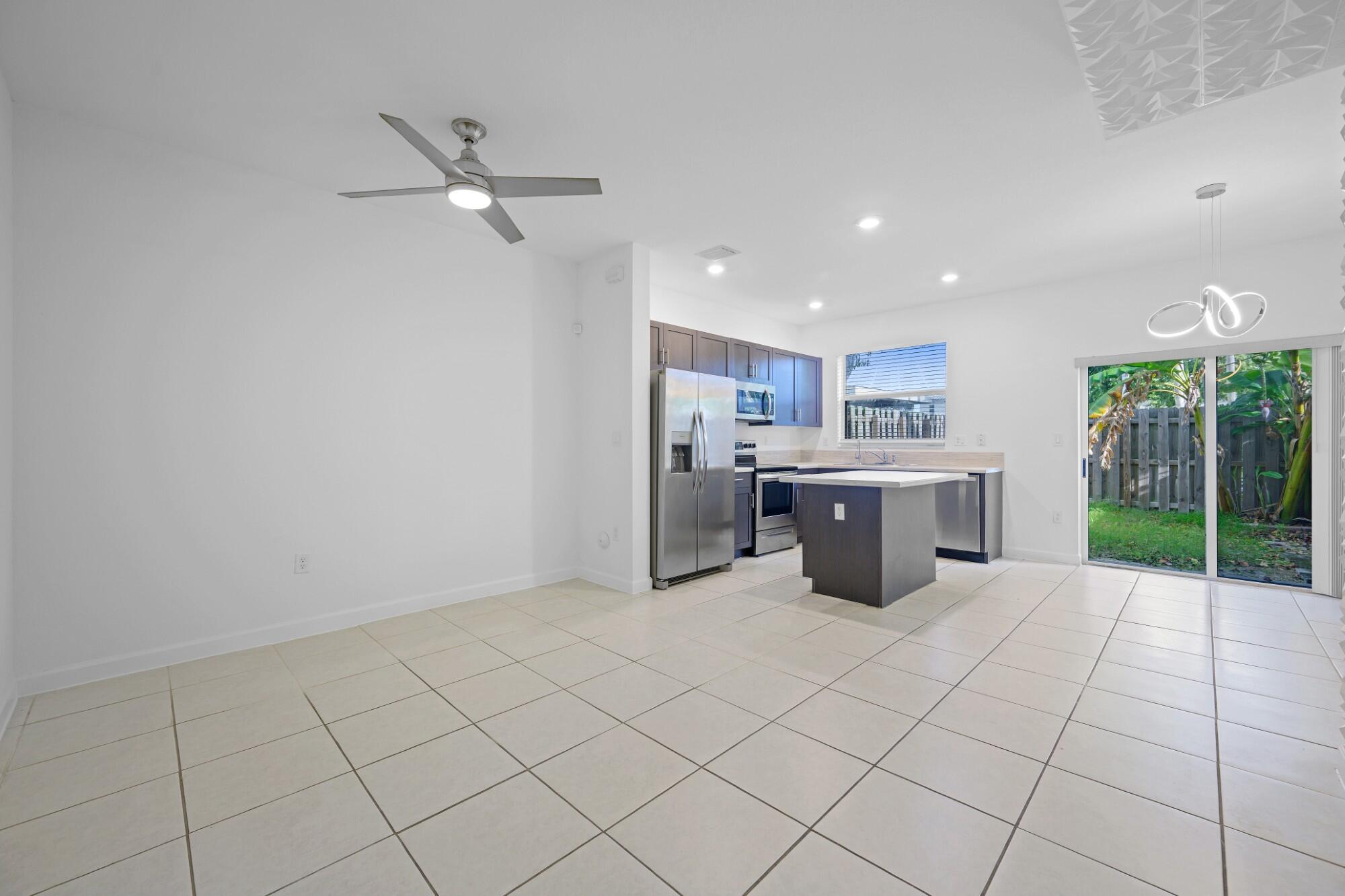 2739 SE 17th Street, Homestead, FL 33035, Homestead