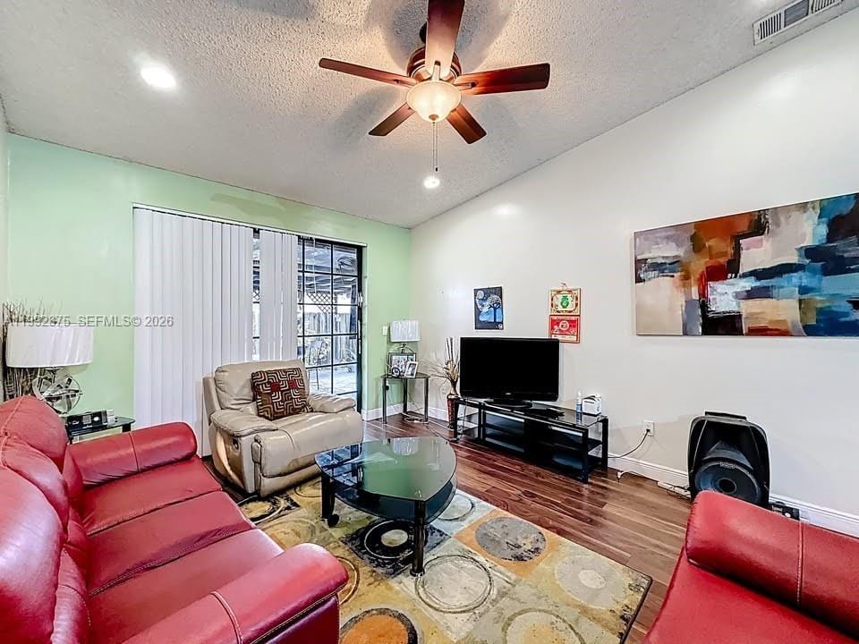 6722 NW 192nd Lane, Hialeah, FL 33015 photo 9
