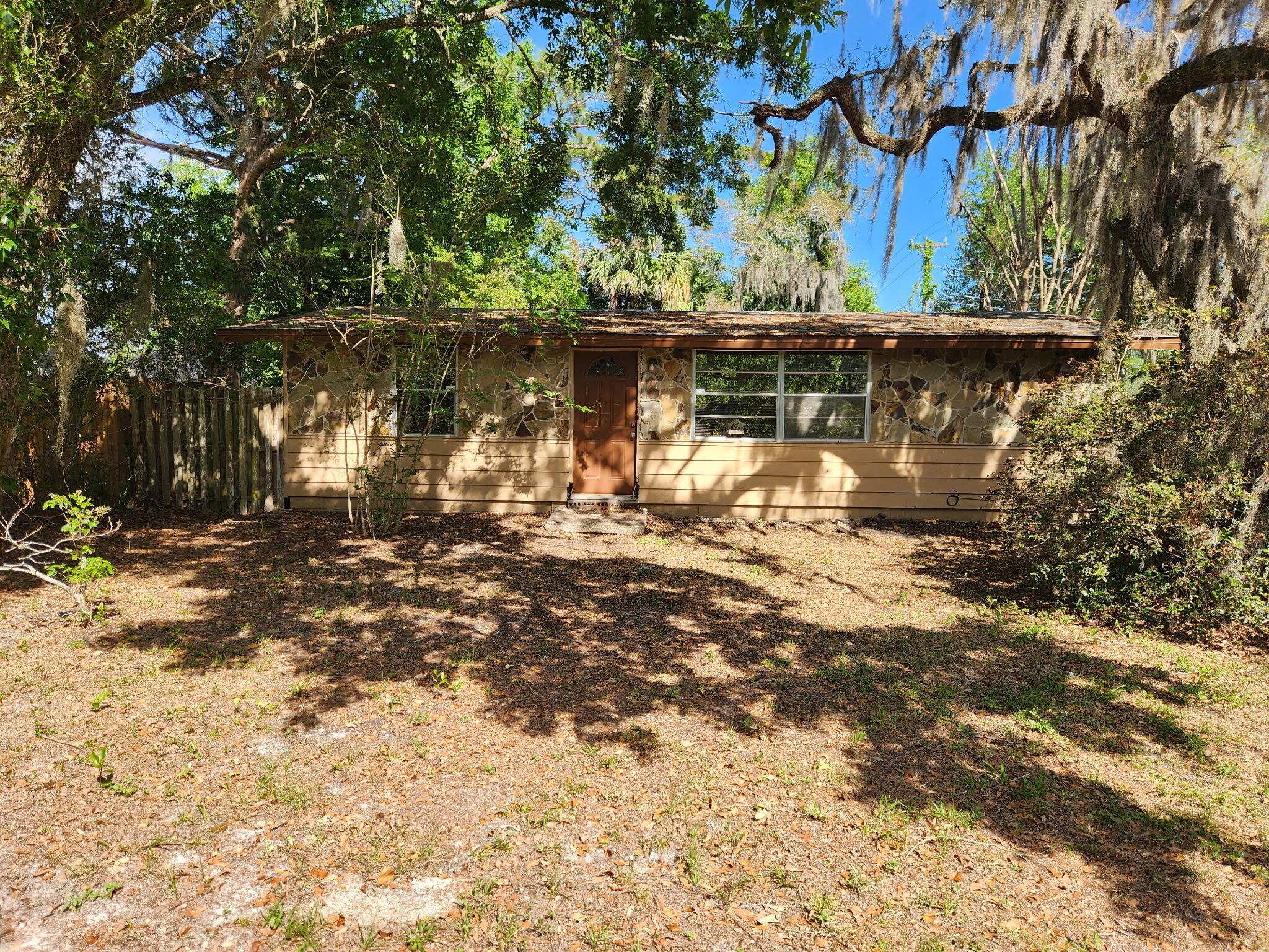2319 S Summerlin Avenue, Sanford, FL 32771, Sanford