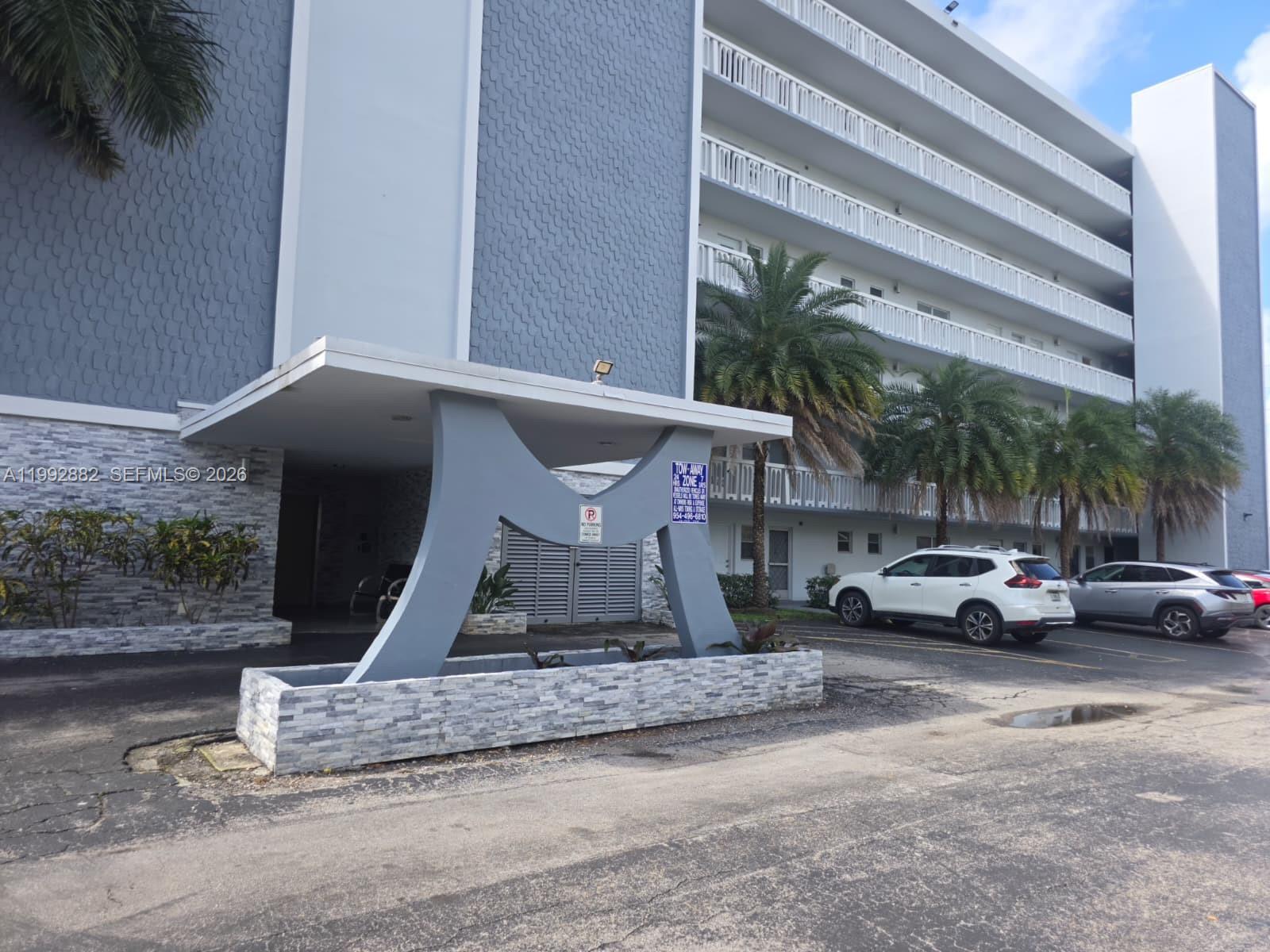 320 NE 12th Avenue 703, Hallandale Beach, FL 33009, Hallandale Beach
