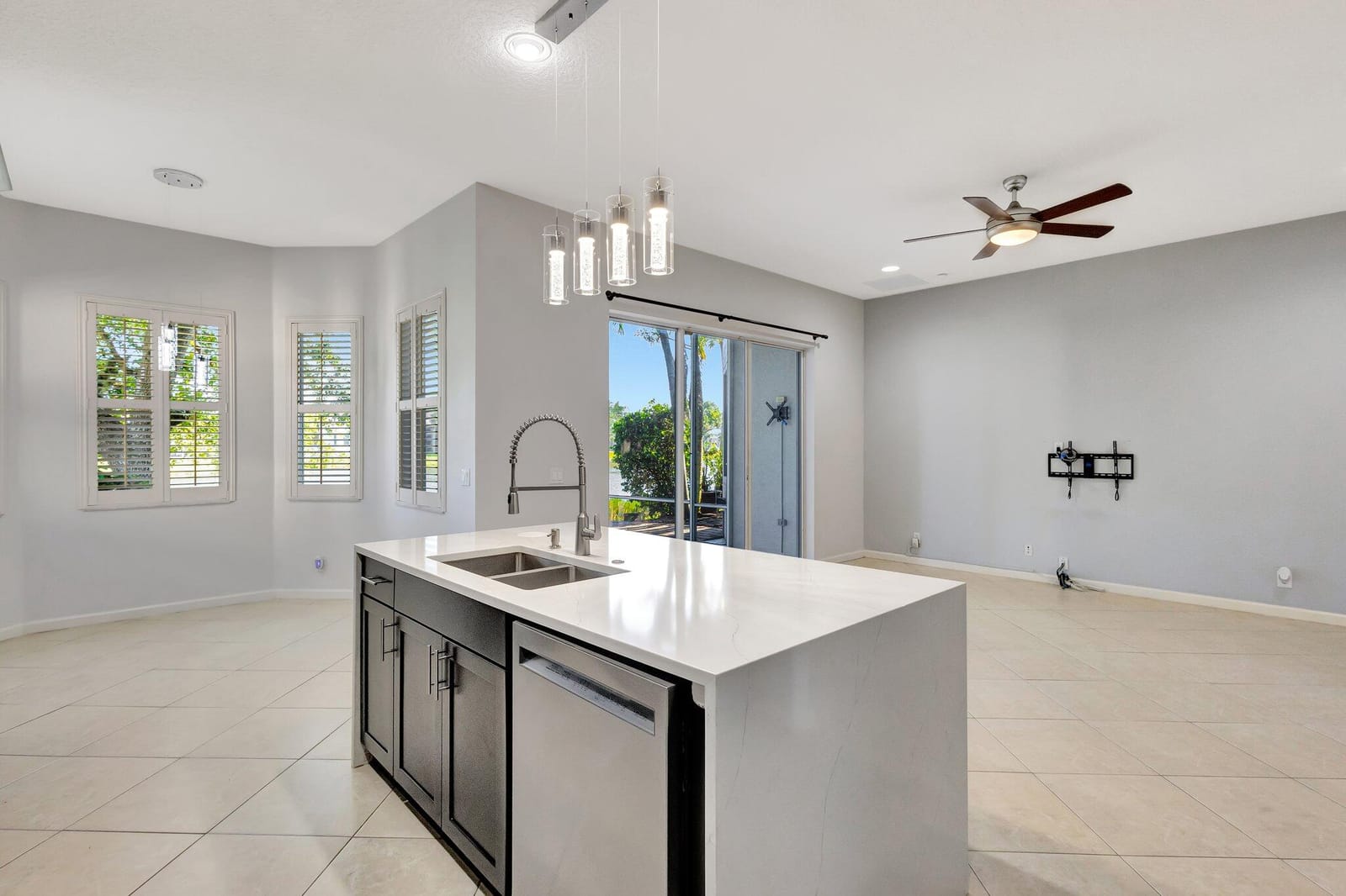 154 NW Swann Mill Circle, Port St. Lucie, FL 34986 photo 16