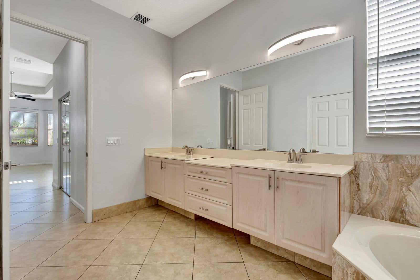 154 NW Swann Mill Circle, Port St. Lucie, FL 34986 photo 25