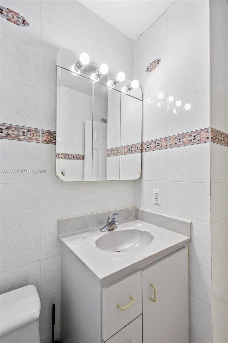 1000-1002 SW 84th Avenue, Miami, FL 33144 photo 15