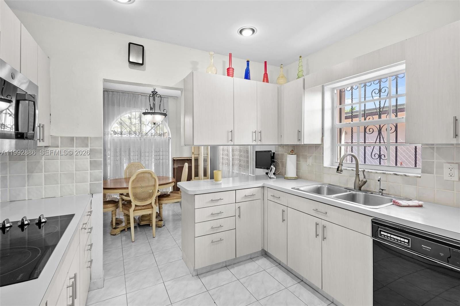 1000-1002 SW 84th Avenue, Miami, FL 33144 photo 6