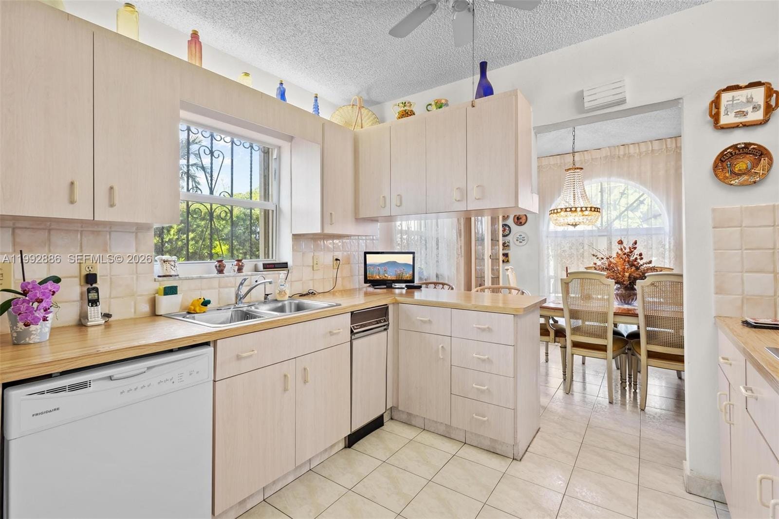 1000-1002 SW 84th Avenue, Miami, FL 33144 photo 8