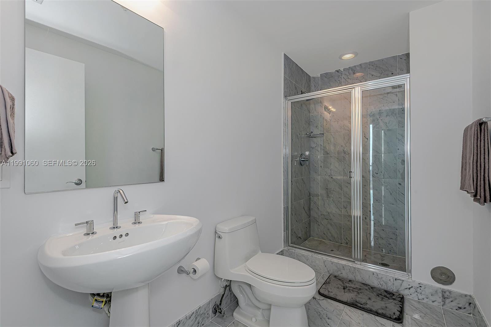 244 Biscayne Boulevard UPH-4907, Miami, FL 33132 photo 13