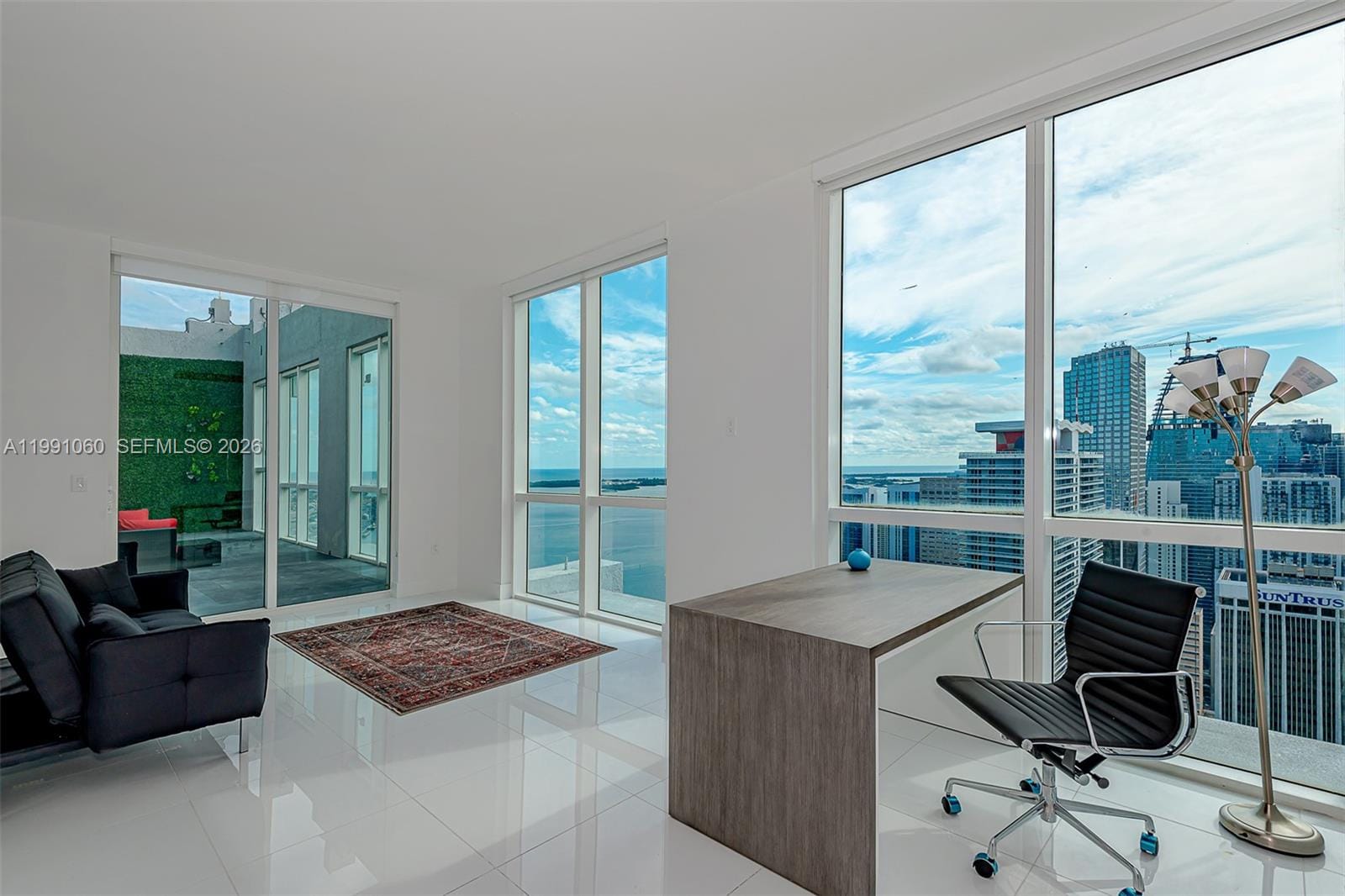 244 Biscayne Boulevard UPH-4907, Miami, FL 33132 photo 15