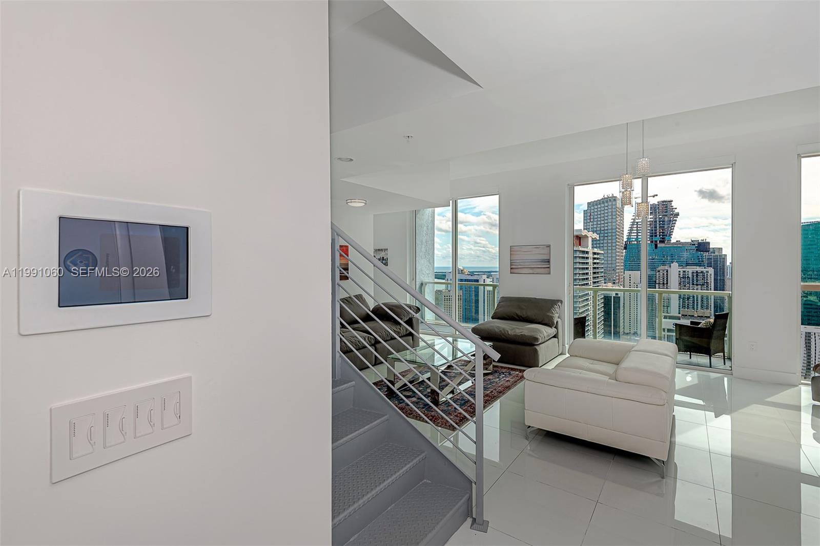 244 Biscayne Boulevard UPH-4907 — photo 6