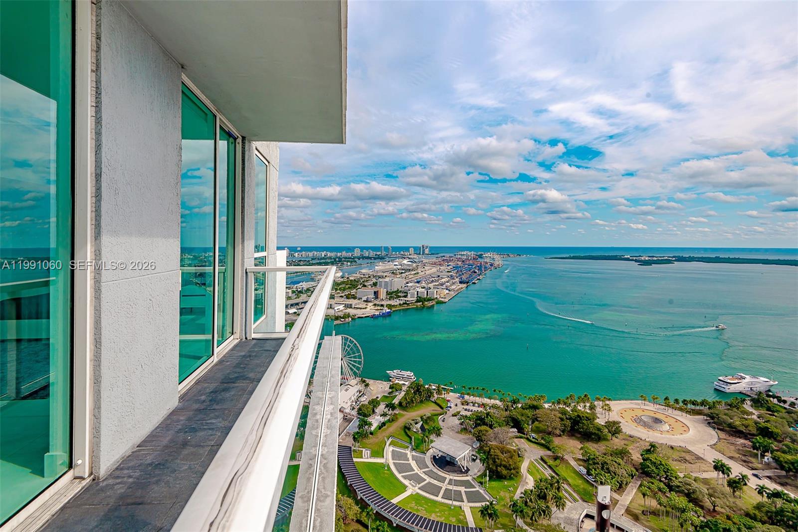 244 Biscayne Boulevard UPH4907, Miami, FL 33132, Miami